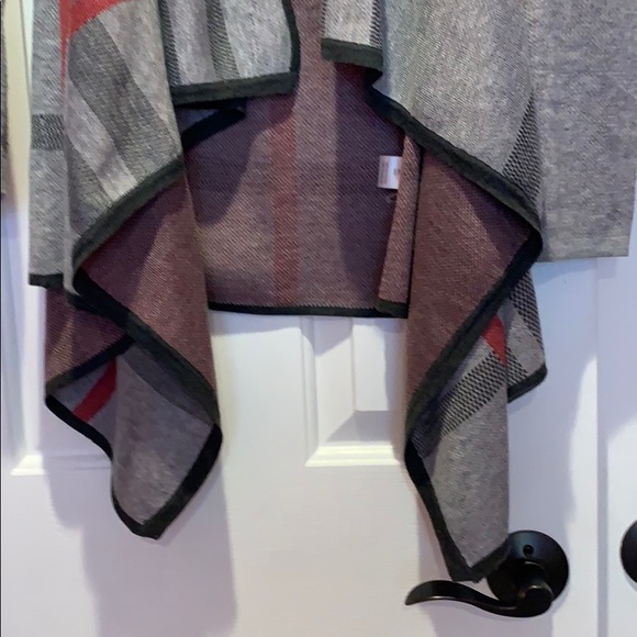 Staccato Cardigan -Size M/L - Picture 7 of 7